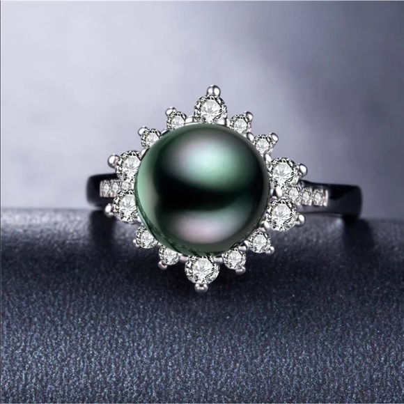 Jodi’s Jewelry Jewelry - Tahitian Pearl White Sapphire Ring 925 Sterling